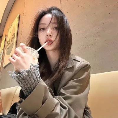 夏洛特眼中的简